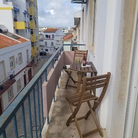 Lagos Centro Exterior foto